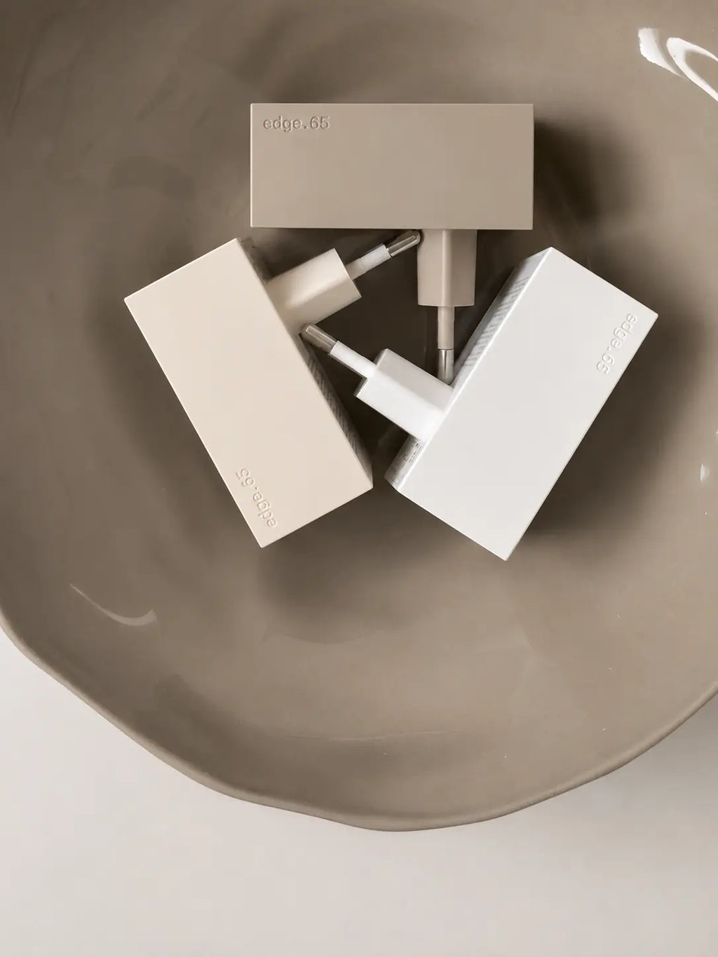REDUCT edge.65 USB-Ladegerät – 65 W, Dune