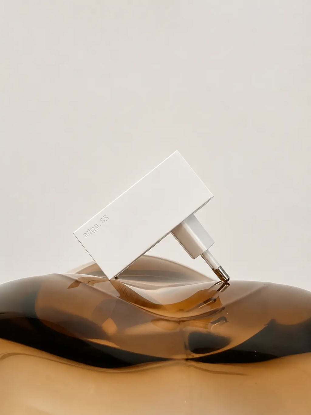 REDUCT edge.65 USB-Ladegerät – 65 W, White
