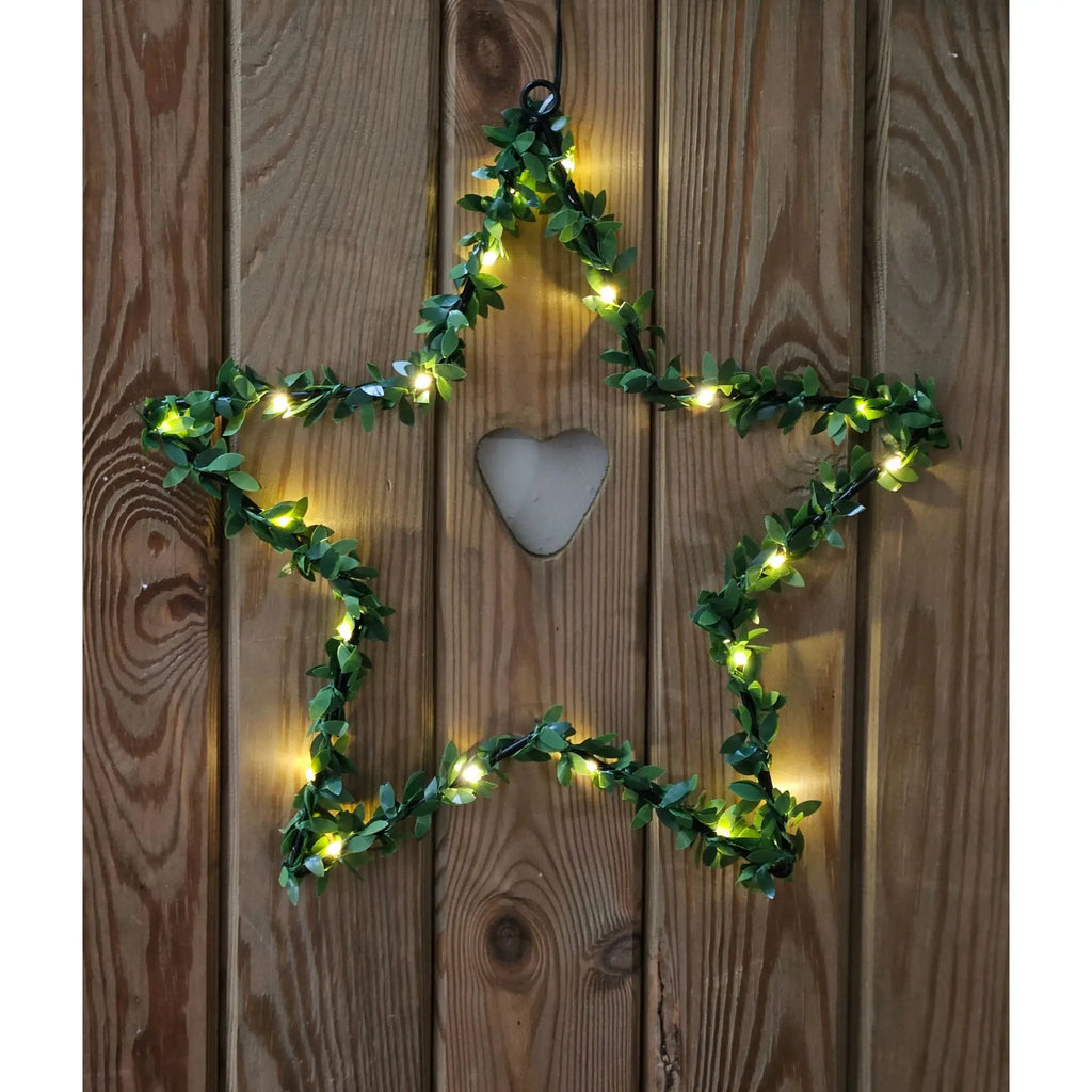 LED-Fenstersilhouette 30 cm – Herz oder Stern mit Kunstgrün